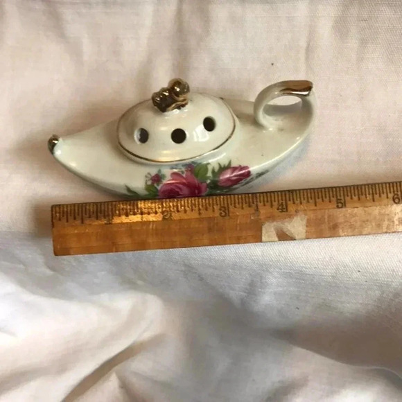 Vintage Genie Wishing Lamp made in Japan - Picture 2 of 7